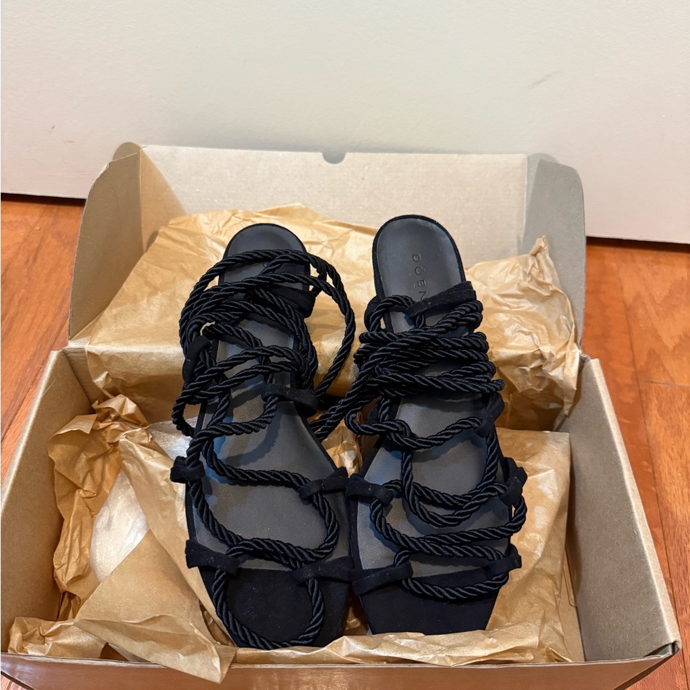 Doen Black Rope Sandals